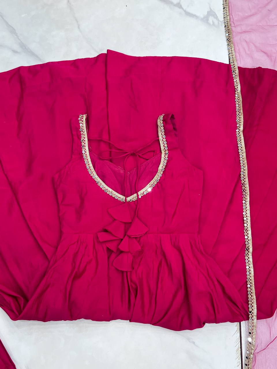ELEGHANT CUT SLEEVE ANARKALI SUIT WITH SLEEVE FABRIC