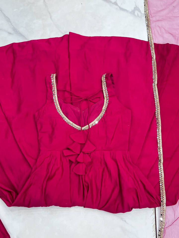 ELEGHANT CUT SLEEVE ANARKALI SUIT WITH SLEEVE FABRIC