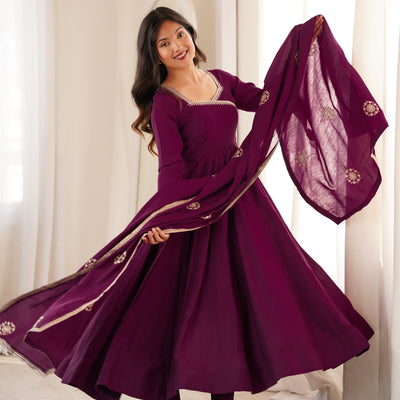 Regal Angrakha Style 16-Kali Flared Anarkali Set with Churidar Sleeves & Zari Dupatta