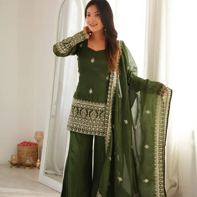 Wedding Special Mehendi Crunchy Silk Kurta Pant & Dupatta Set