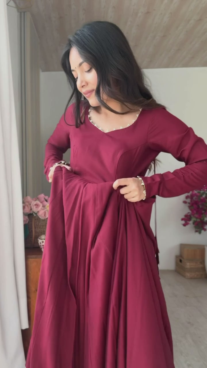 FULL SLEEVE ANARKALI SUIT FULL GHERA